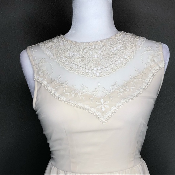 Divided by H&M Cream Lace Dress - Picture 5 of 8